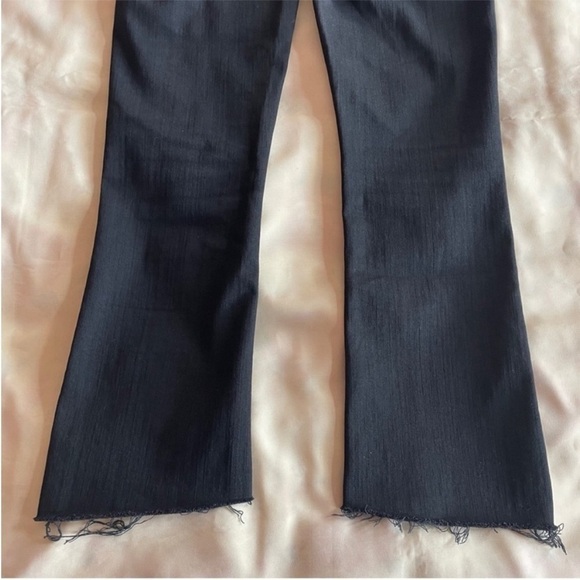 MOTHER- Mid Rise Insider Crop Step Fray Black Not Guilty Ankle Jeans Size 24 - Picture 10 of 12